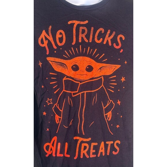 STAR WARS NO TRICKS ALL TREATS Short Sleeve Halloween T-Shirt Black Small NWOT - Picture 2 of 6